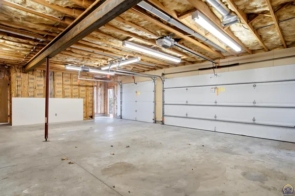 $895,000 | 1315 Northeast 46th Street, Topeka, KS 66617