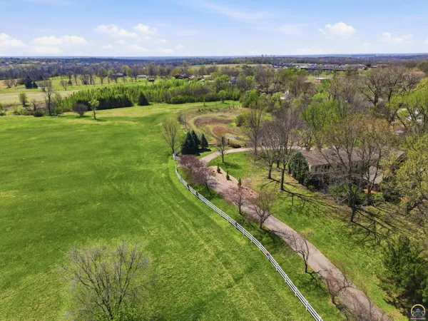 $895,000 | 1315 Northeast 46th Street, Topeka, KS 66617