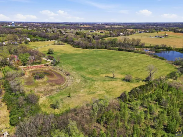 $895,000 | 1315 Northeast 46th Street, Topeka, KS 66617