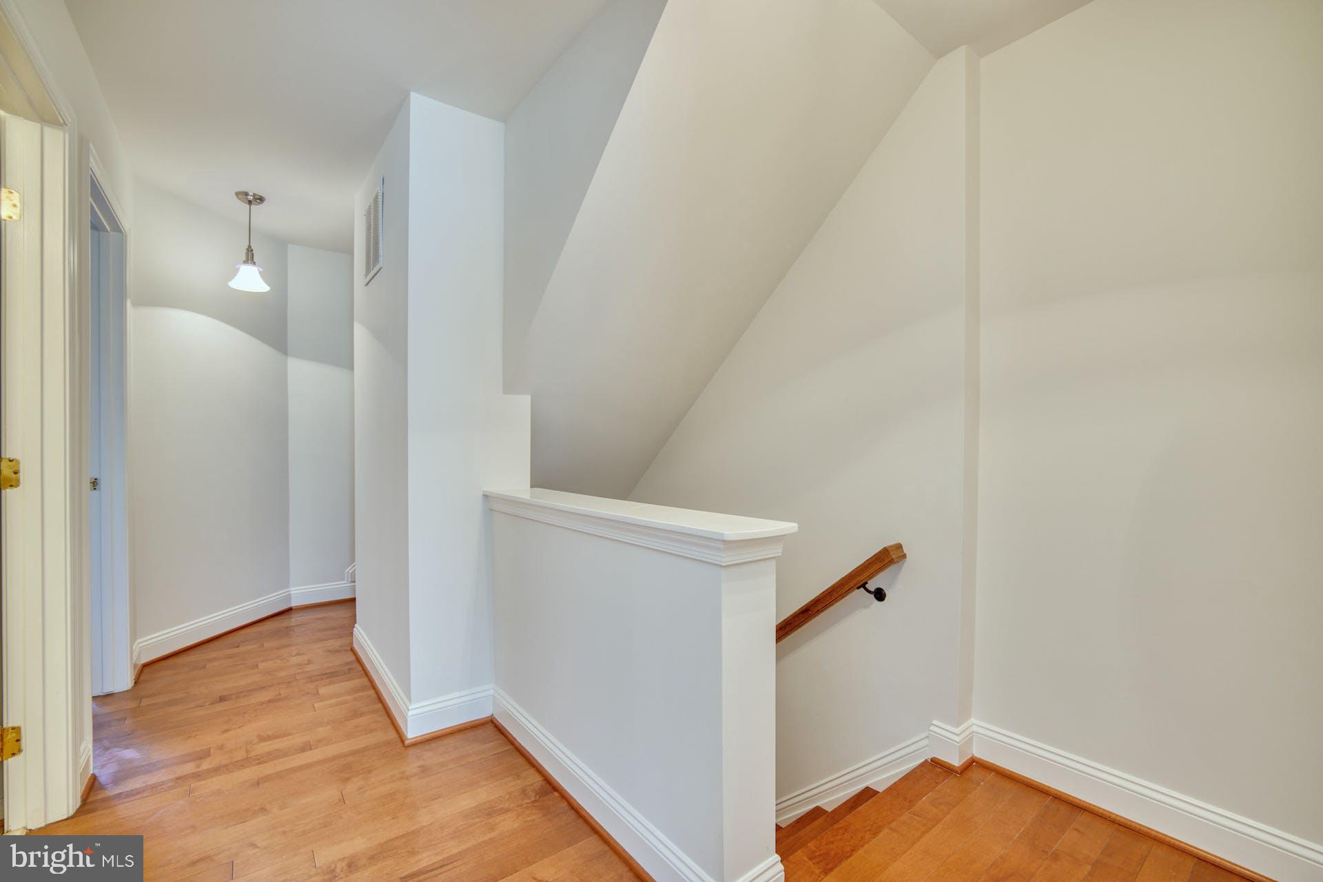 2184 South Glebe Road Arlington, VA 22204 - Photo 16 of 29 Gallery Image 16
