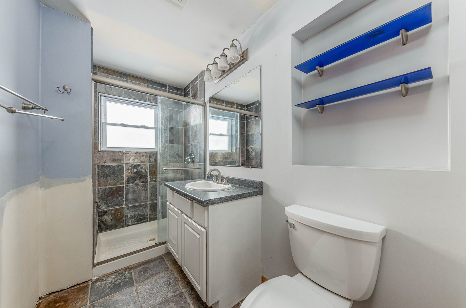 28W365 Batavia Road Warrenville, IL 60555 - Photo 14 of 20