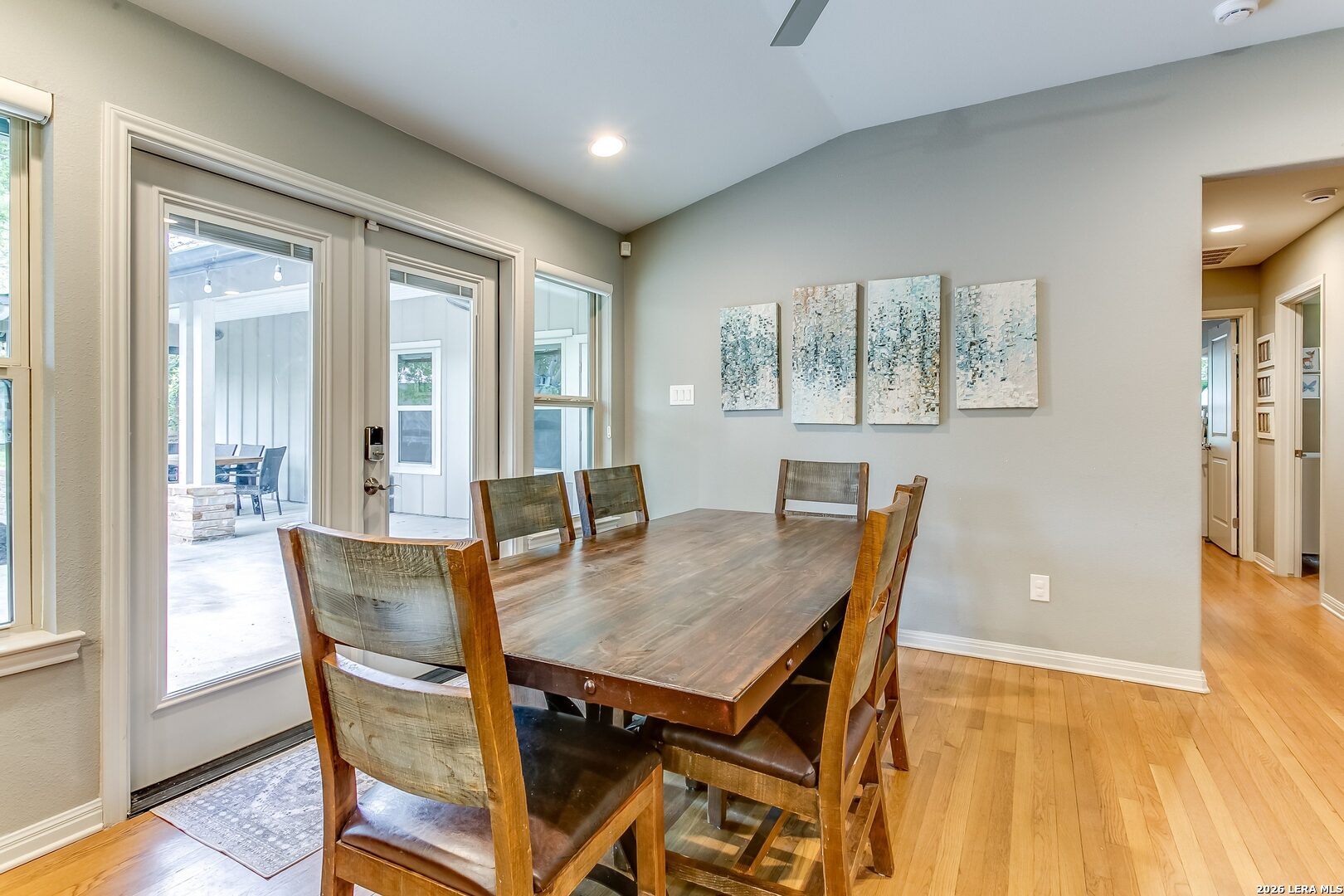 411 Garraty Road Terrell Hills, TX 78209 - Photo 13 of 28