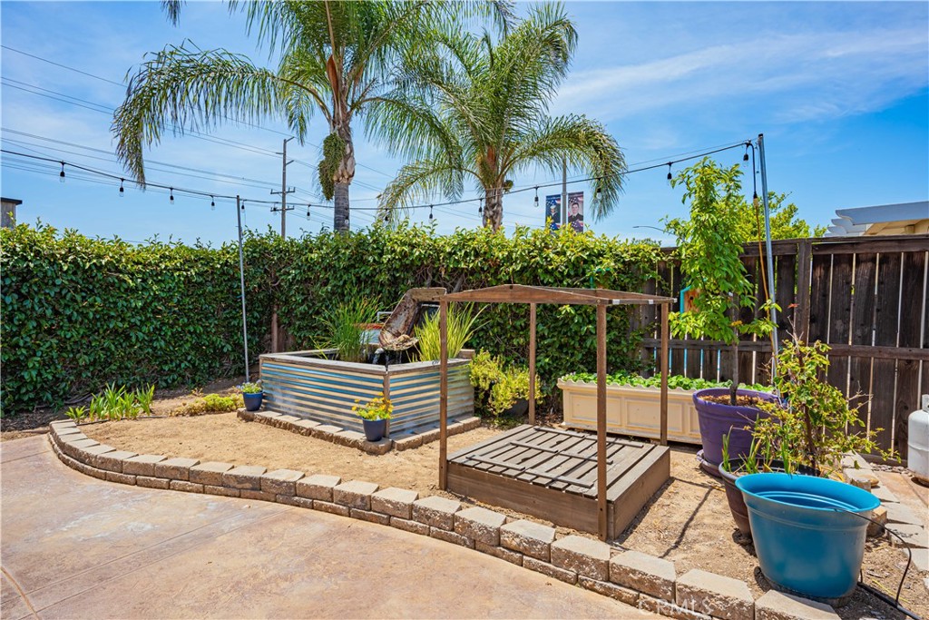 27571 Cabrillo Drive Menifee, CA 92586 - Photo 40 of 56 a view of outdoor space yard and patio
