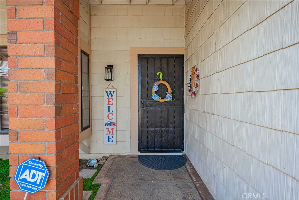 27571 Cabrillo Drive Menifee, CA 92586 - Photo 7 of 56 a view of outdoor space