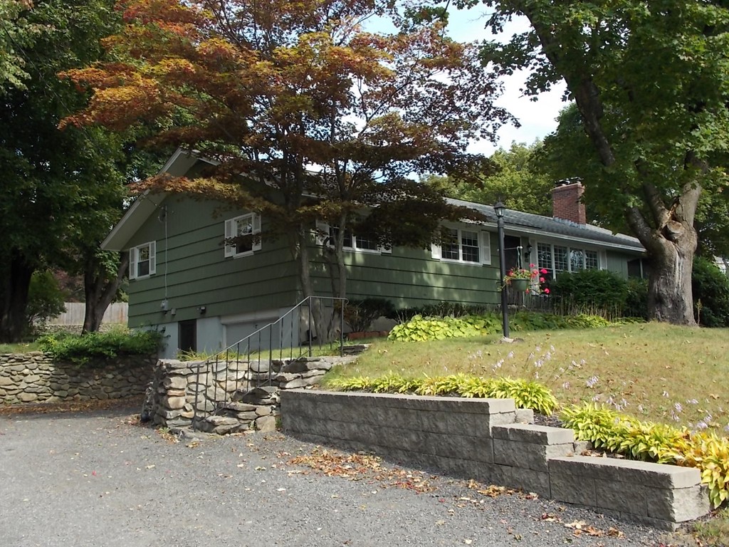 40 Montvale Road Gardner, MA 01440 - Photo 2 of 30 Gallery Image 2