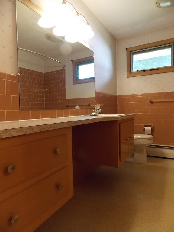 40 Montvale Road Gardner, MA 01440 - Photo 24 of 30 Gallery Image 24
