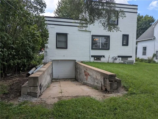 $109,000 | 304 Miami Street, Hiawatha, KS 66434