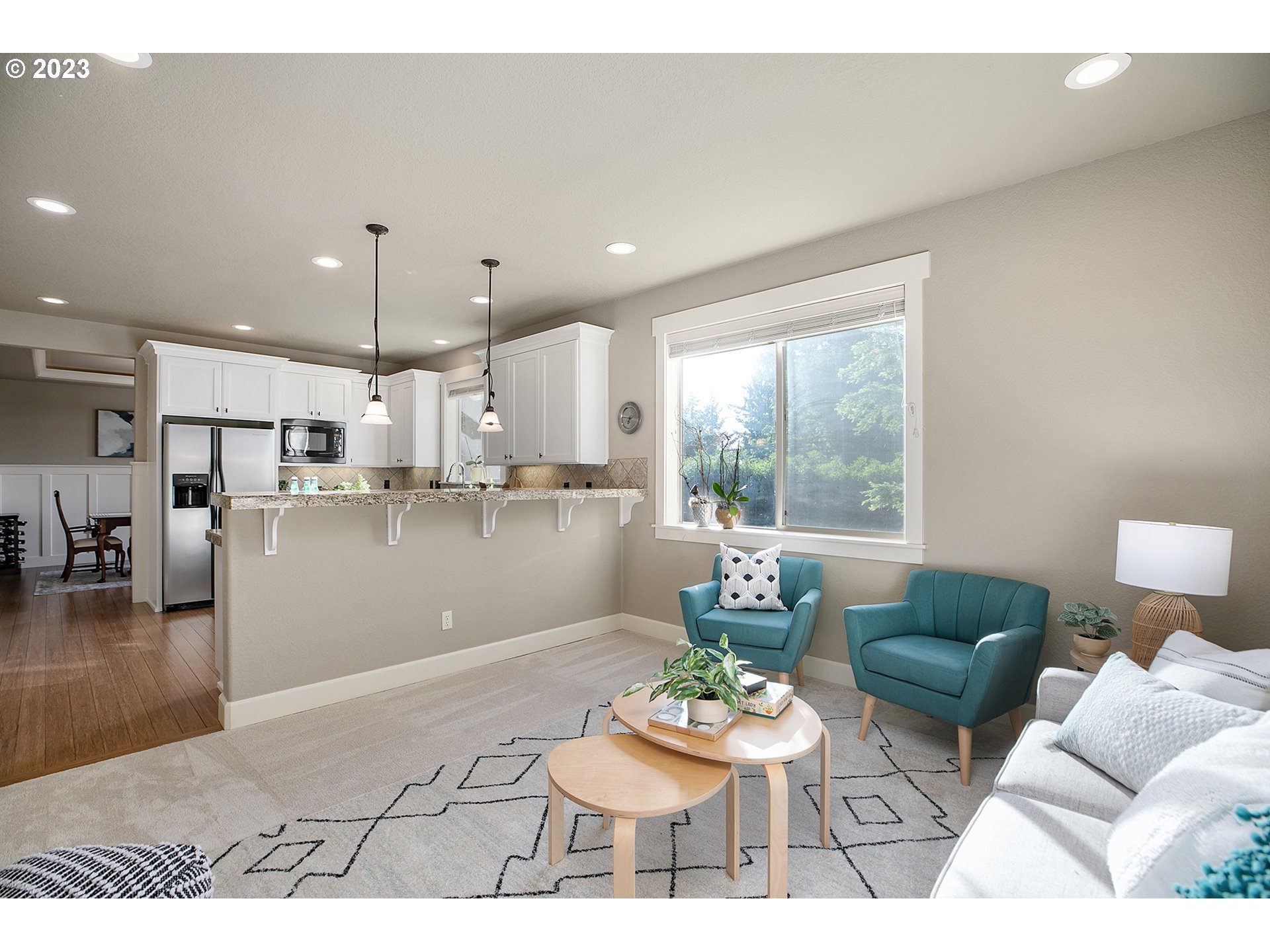 11846 Southwest Lesser Road Portland, OR 97219 - Photo 18 of 47 Gallery Image 18