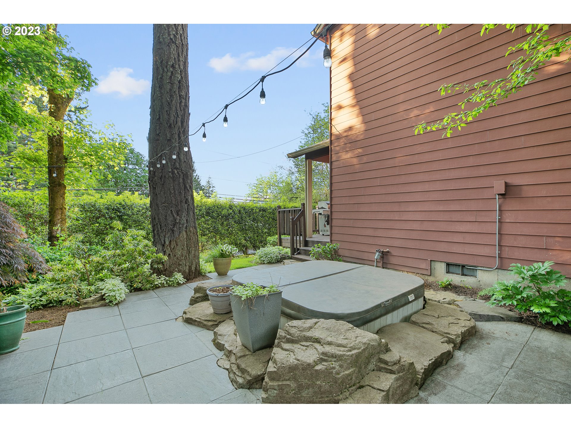11846 Southwest Lesser Road Portland, OR 97219 - Photo 44 of 47 Gallery Image 44