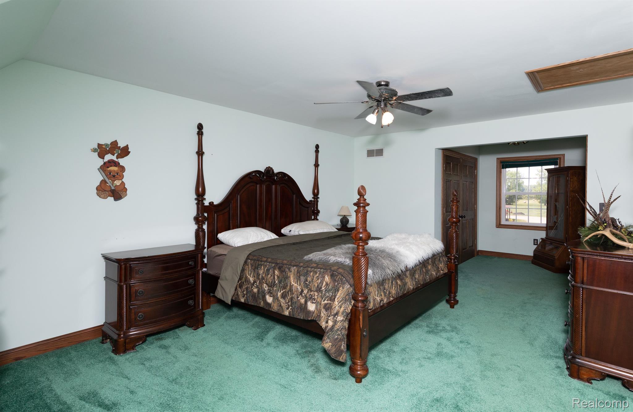 5559 Cade Road Imlay City, MI 48444 - Photo 56 of 98 Second junior suite