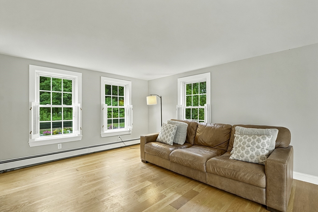 149 Glenview Street Upton, MA 01568 - Photo 21 of 42