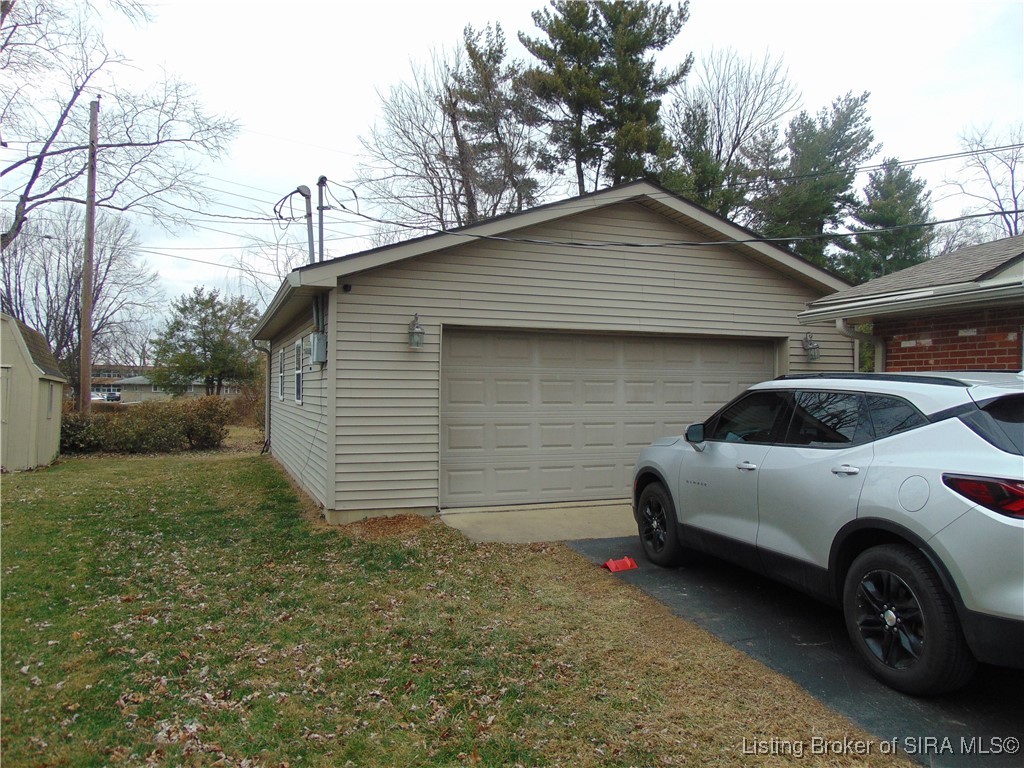 2449 Branch Street Madison, IN 47250 - Photo 8 of 19