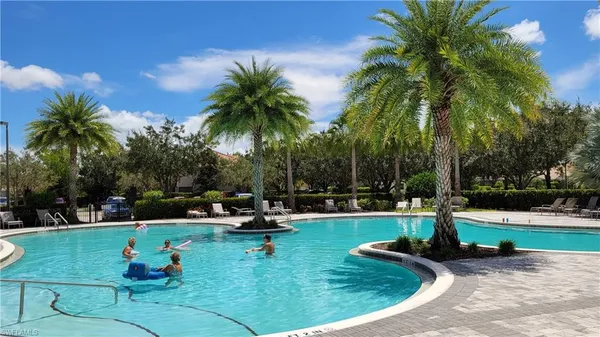 $2,300 | 1750 Alameda Drive, Naples, FL 34120