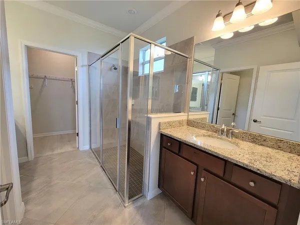 $2,300 | 1750 Alameda Drive, Naples, FL 34120