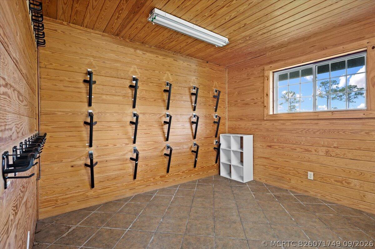 10320 Randolph Siding Road Jupiter, FL 33478 - Photo 11 of 26 05-LUX1245