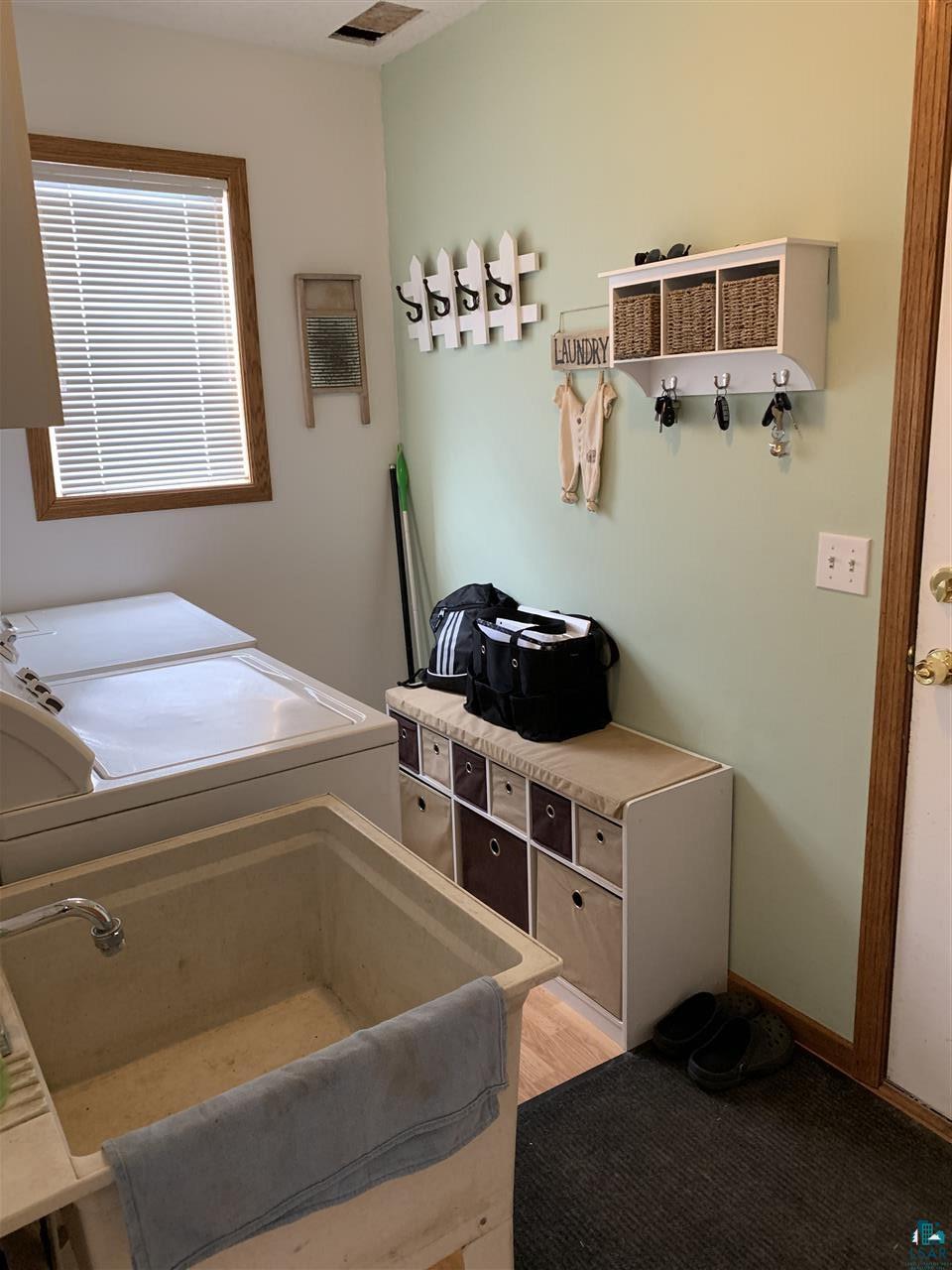 5645 Ryan Road Duluth, MN 55804 - Photo 8 of 18