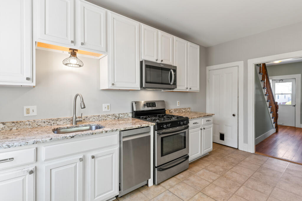 108 Rochester Street, Unit 108 Westbrook, ME 04092 - Photo 13 of 46 DSC05357