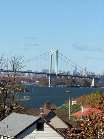 $424,898 | 162-01 Powells Cove Boulevard, Unit 6K | Beechhurst