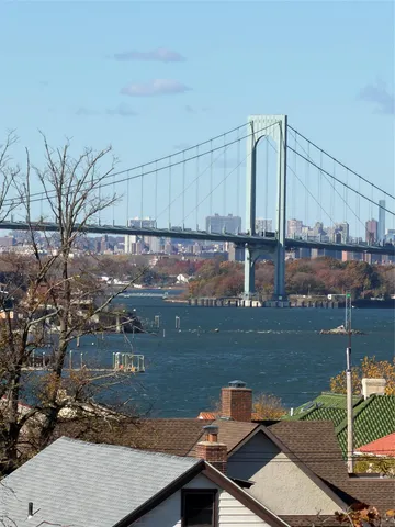 $424,898 | 162-01 Powells Cove Boulevard, Unit 6K | Beechhurst