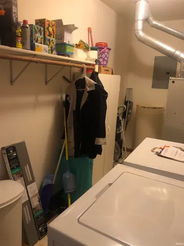 $220,000 | 605 East Jackson Street, Mulberry, IN 46058