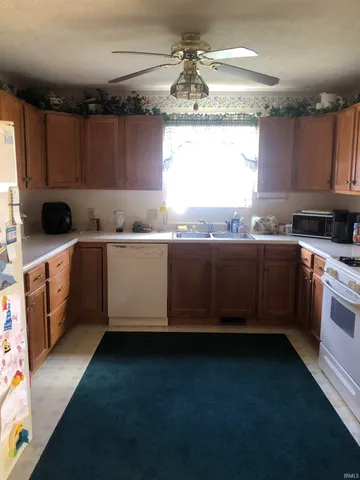 $220,000 | 605 East Jackson Street, Mulberry, IN 46058