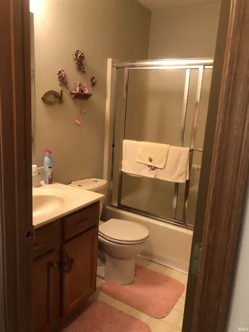 $220,000 | 605 East Jackson Street, Mulberry, IN 46058