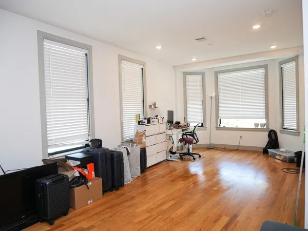$3,995 | 15 Maywood Street, Unit 3, Boston, MA 02119