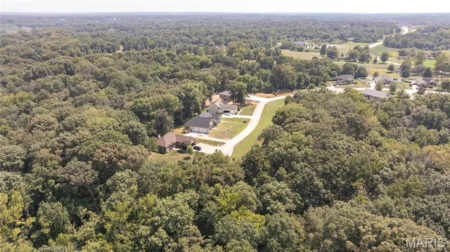 $54,000 | 100-101 Sheffield Place, Alton, IL 62002