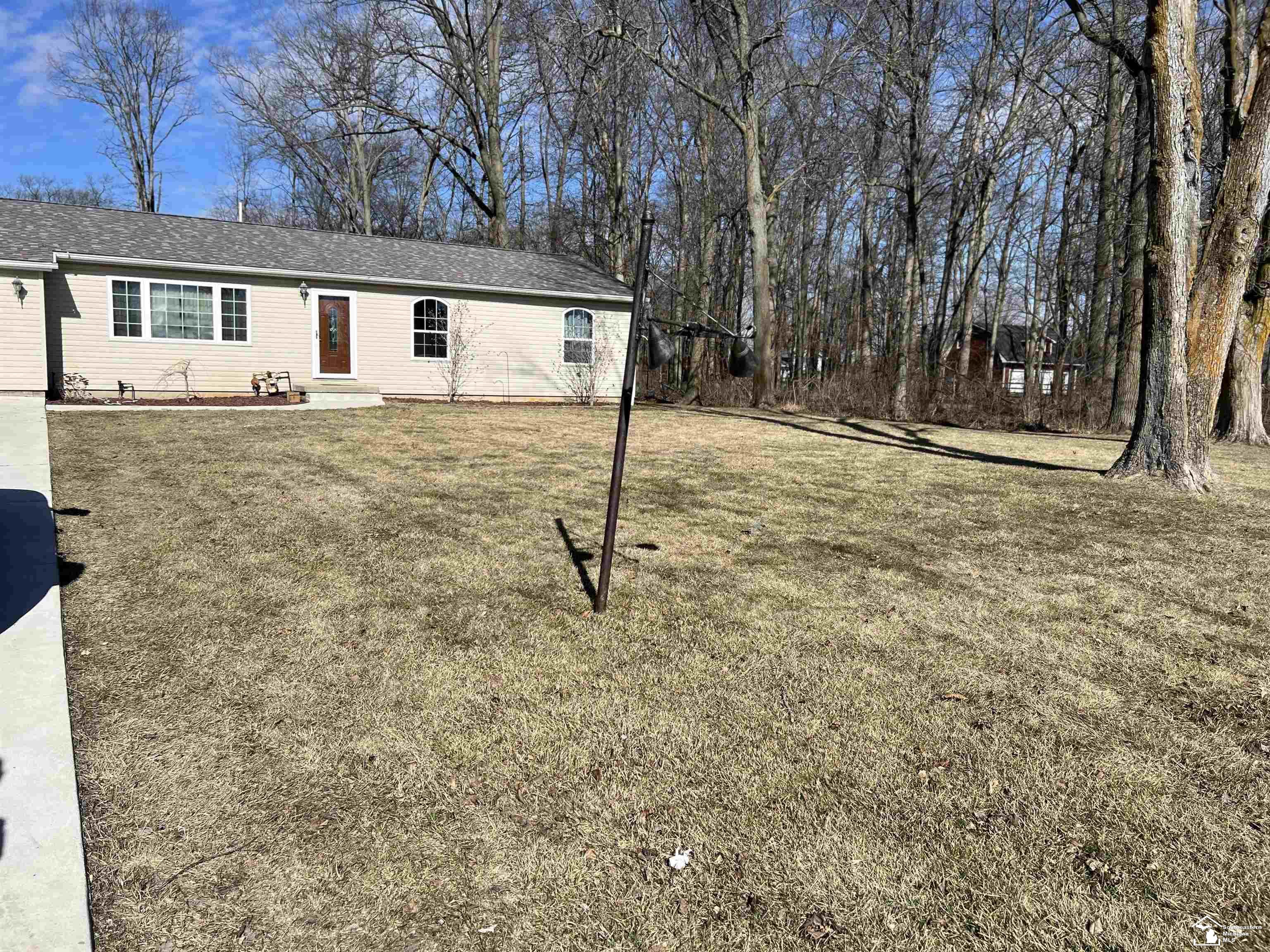 2486 Rauch Road Temperance, MI 48182 - Photo 2 of 21