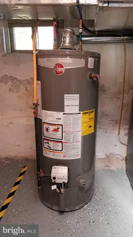 $250,000 | 607 West Lawn Avenue, West Lawn, PA 19609