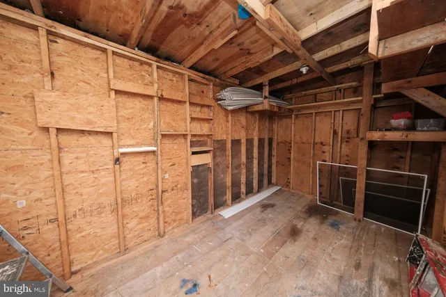 $250,000 | 607 West Lawn Avenue, West Lawn, PA 19609