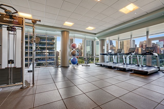 1201 South Prairie Avenue, Unit 4805 Chicago, IL 60605 - Photo 32 of 34