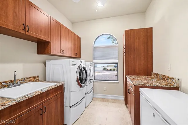 $2,999,000 | 866 Cal Cove Drive, Fort Myers, FL 33919