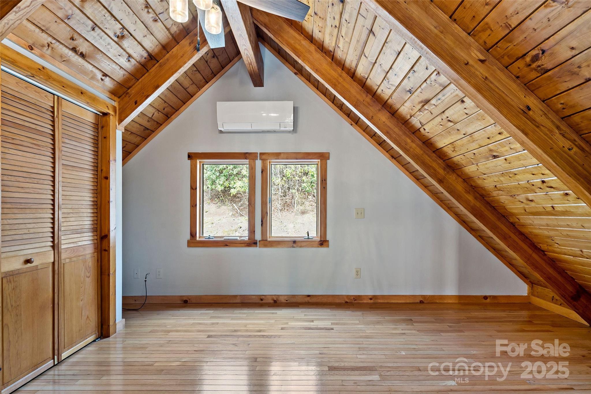 580 Red Dirt Road Newland, NC 28657 - Photo 25 of 48 a view of an empty room