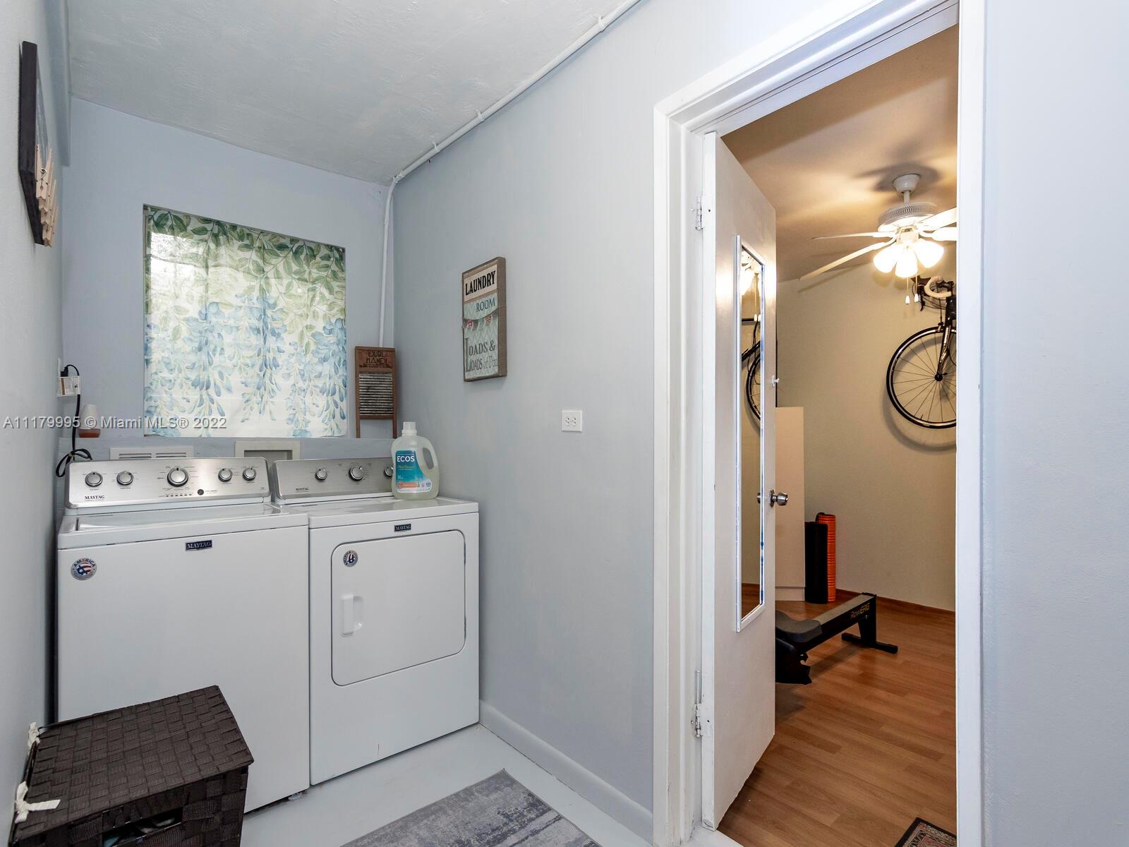 4401 West Park Road Hollywood, FL 33021 - Photo 19 of 23 a view of utility room with washer and dryer