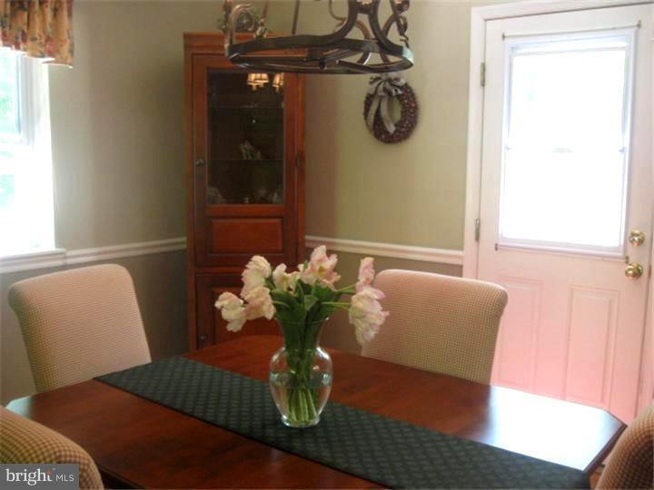 333 Greene Road Berwyn, PA 19312 - Photo 7 of 24 Dining Room