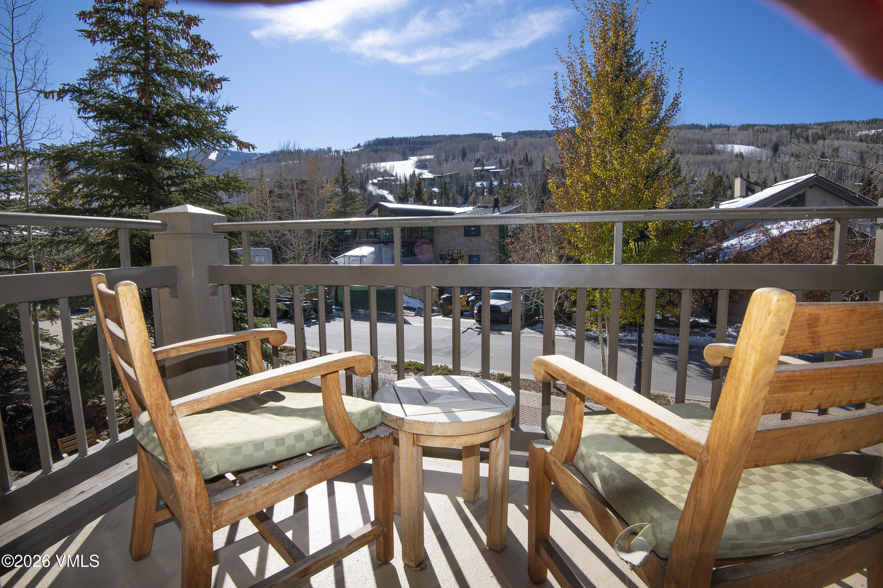 1 Vail Road, Unit 4103I Vail, CO 81657 - Photo 5 of 18 Four-Season-4103-MLS_28