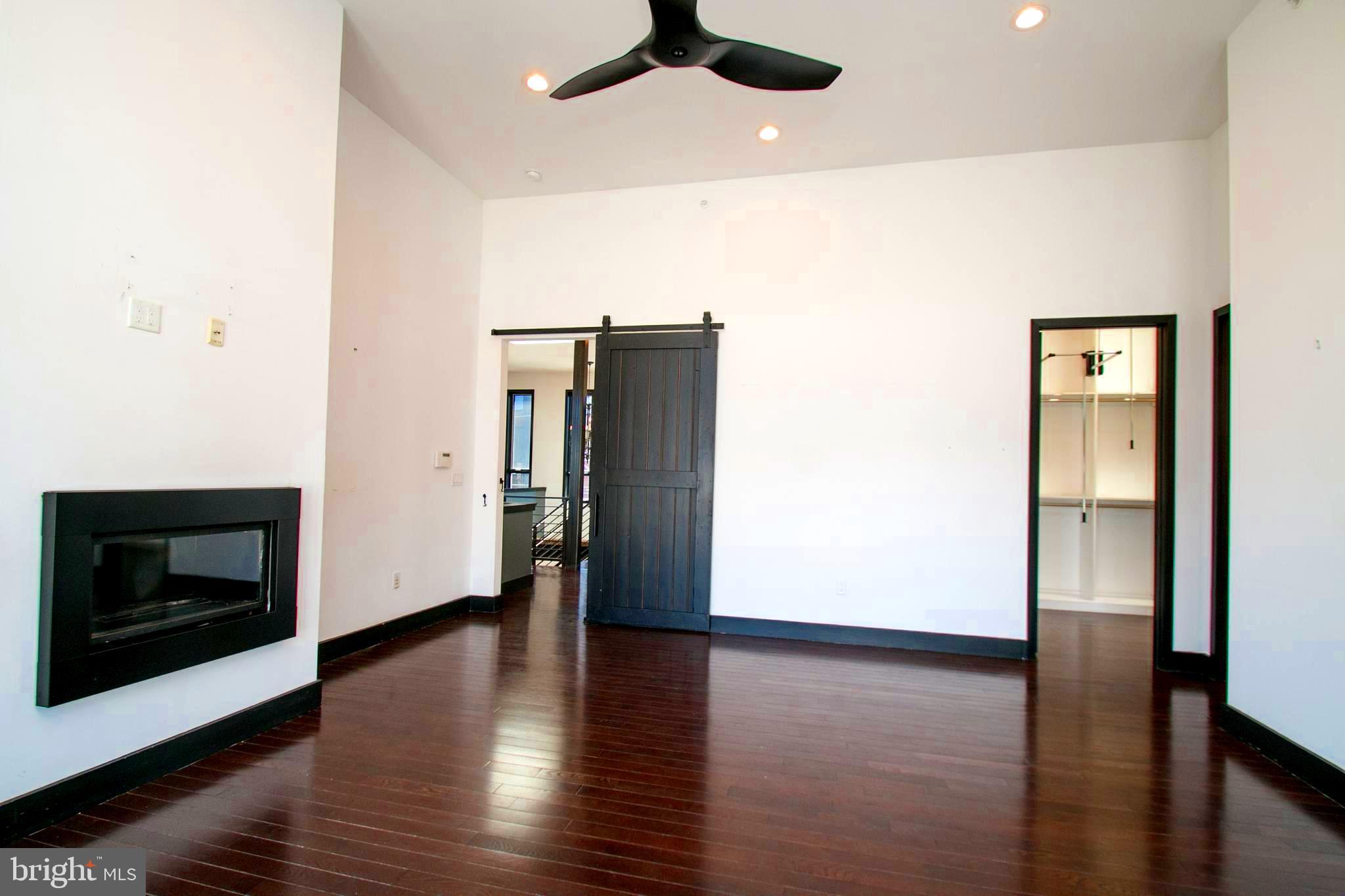 243 Tasker Street Philadelphia, PA 19148 - Photo 31 of 75 Master BR.
Entrance to walk-in closet & bathroom.