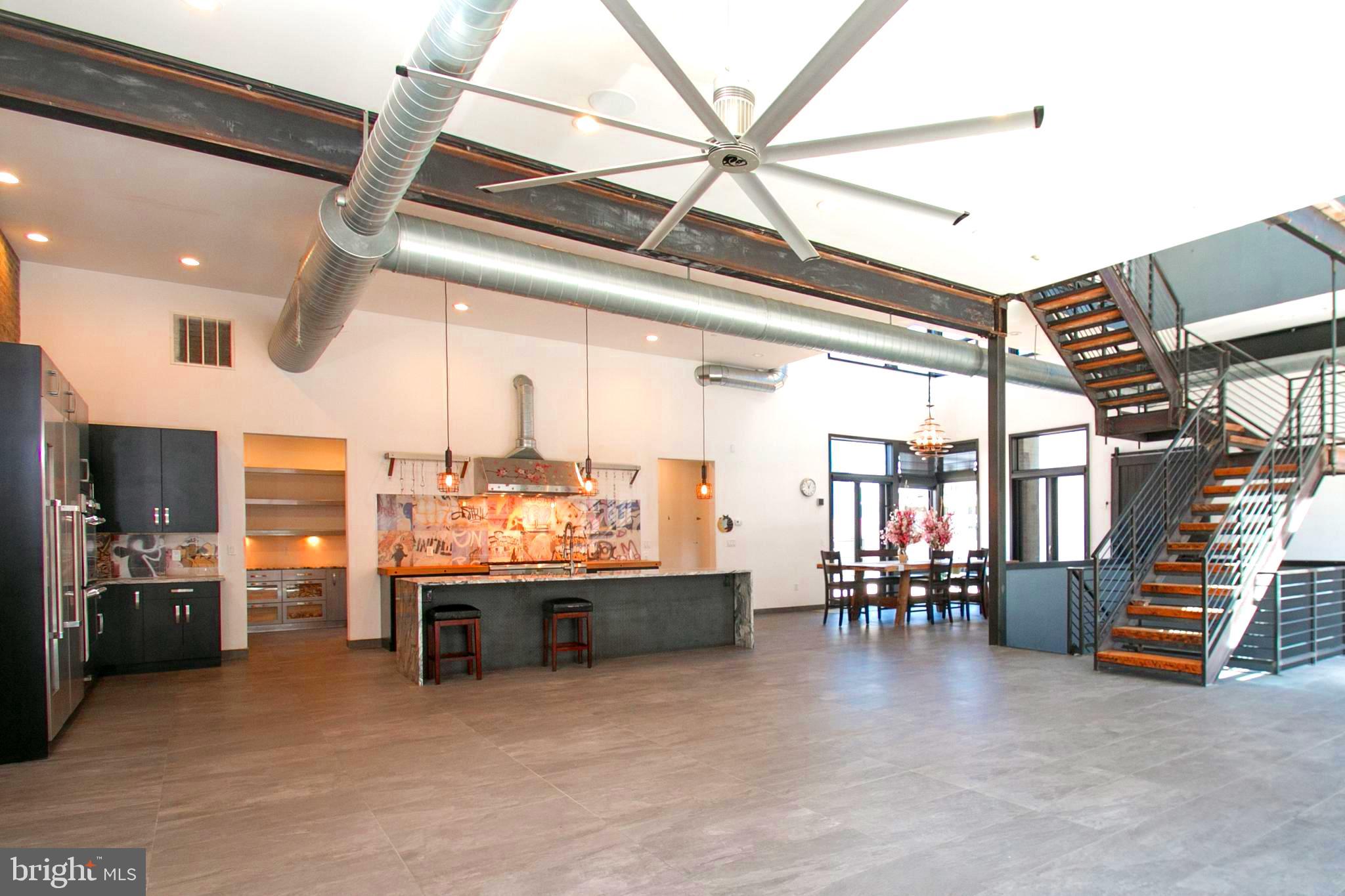 243 Tasker Street Philadelphia, PA 19148 - Photo 6 of 75 Living/kitchen/dining area