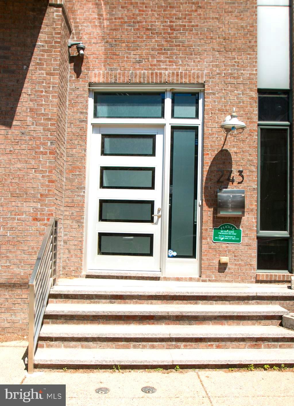 243 Tasker Street Philadelphia, PA 19148 - Photo 72 of 75 Front entrance