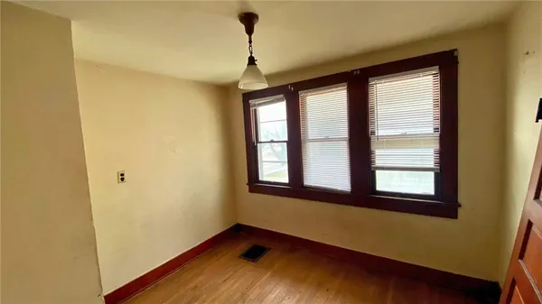 $99,900 | 309 East Culton Street, Warrensburg, MO 64093