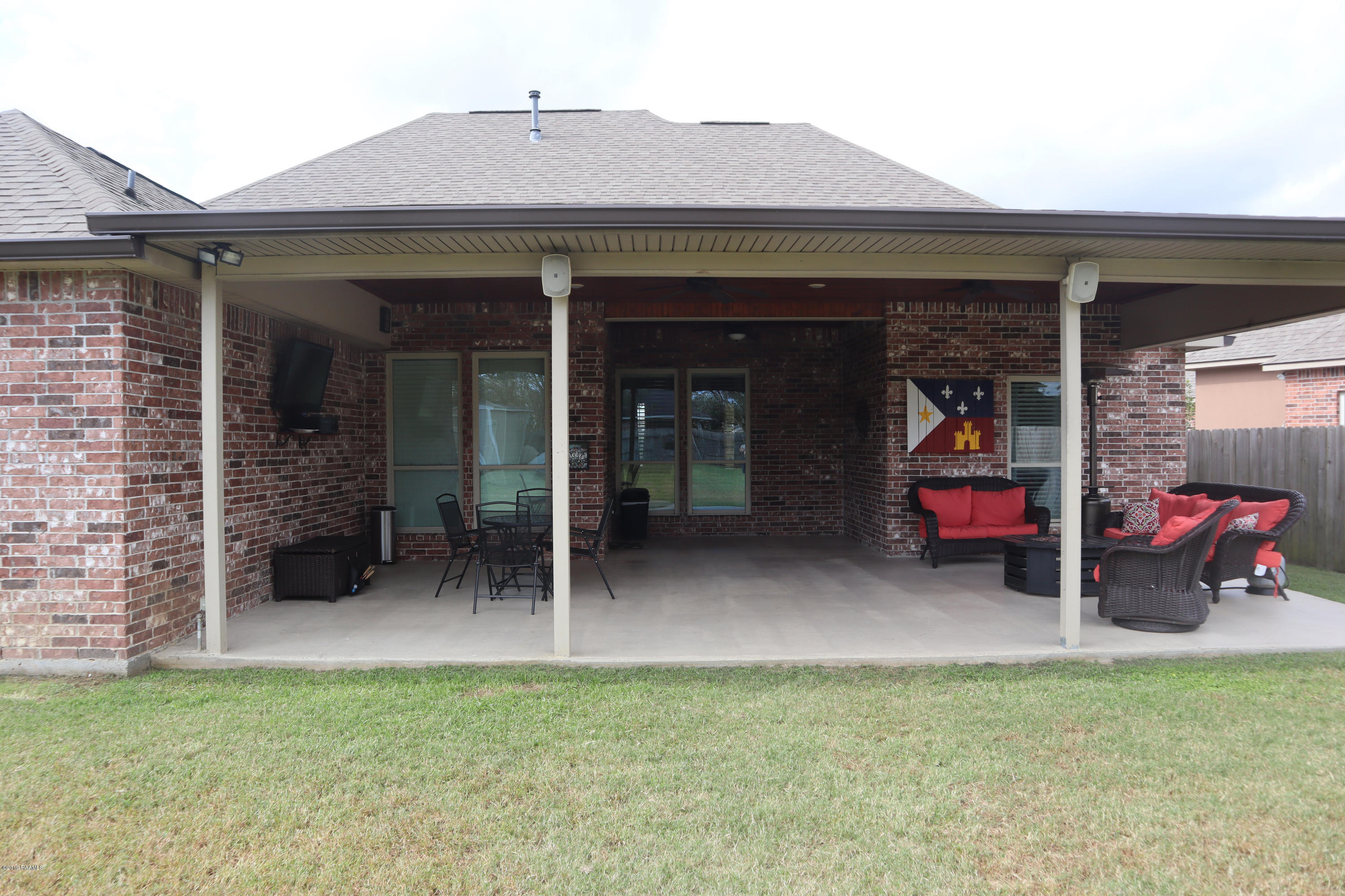 213 Still Waters Road Broussard, LA 70518 - Photo 19 of 20 Gallery Image 19