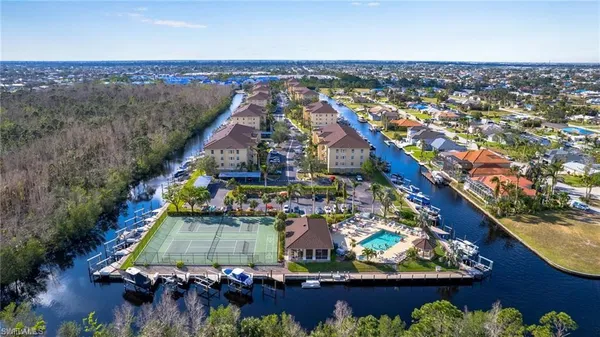 $1,600 | 1781 Four Mile Cove Parkway, Unit 124, Cape Coral, FL 33990
