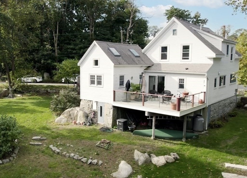 10 Quarry Street Gloucester, MA 01930 - Photo 2 of 27