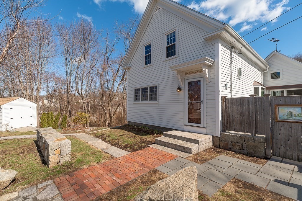 10 Quarry Street Gloucester, MA 01930 - Photo 6 of 27