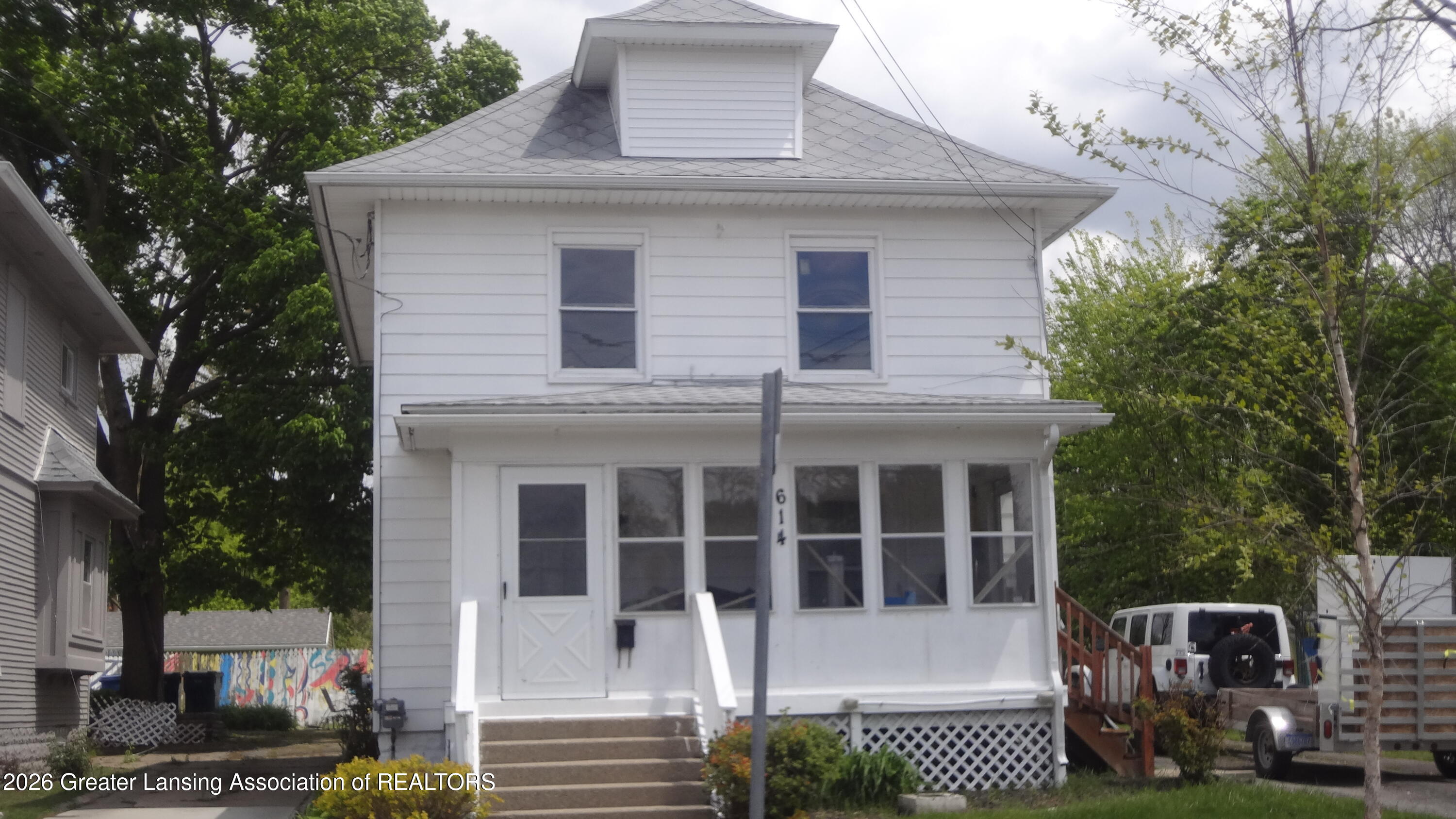 614 North Butler Boulevard Lansing, MI 48915 - Photo 1 of 18 DSC05069