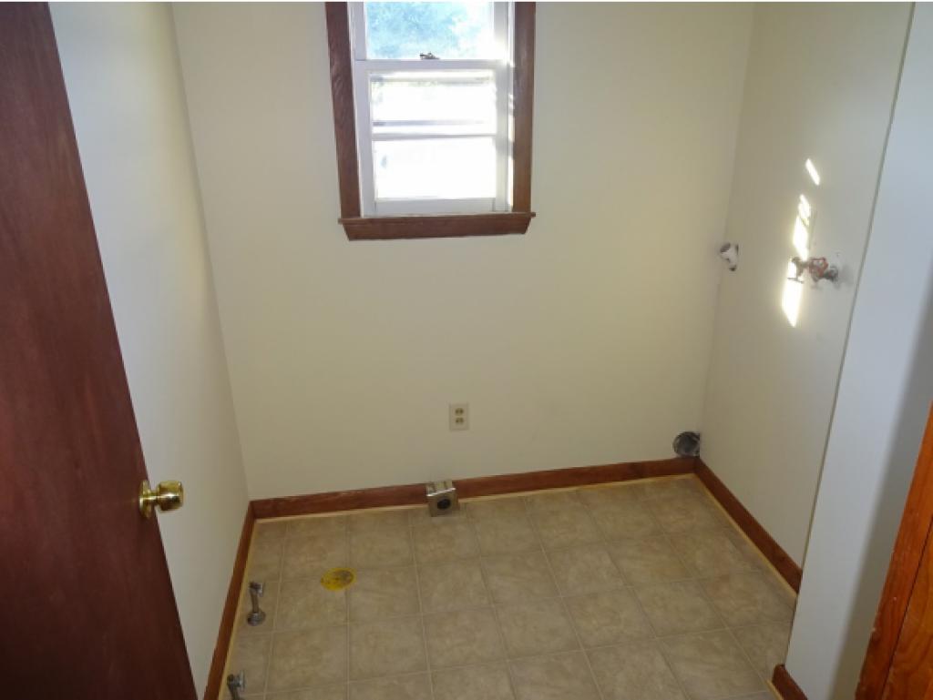 140 Lowell Road Windham, NH 03087 - Photo 13 of 24