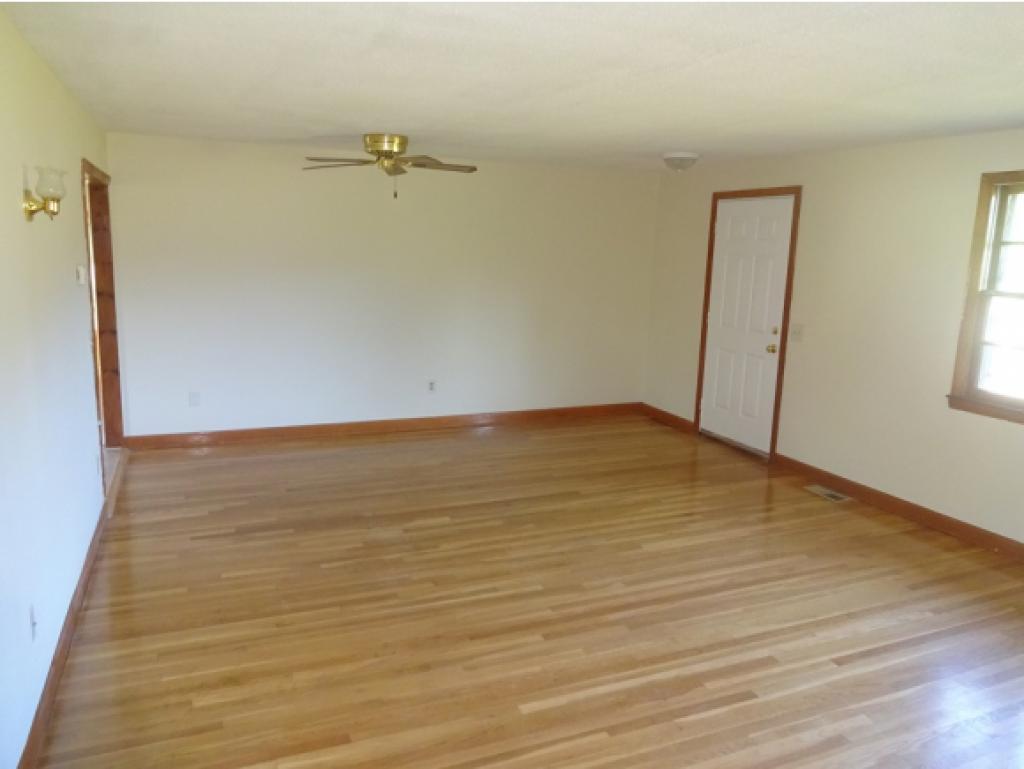 140 Lowell Road Windham, NH 03087 - Photo 15 of 24