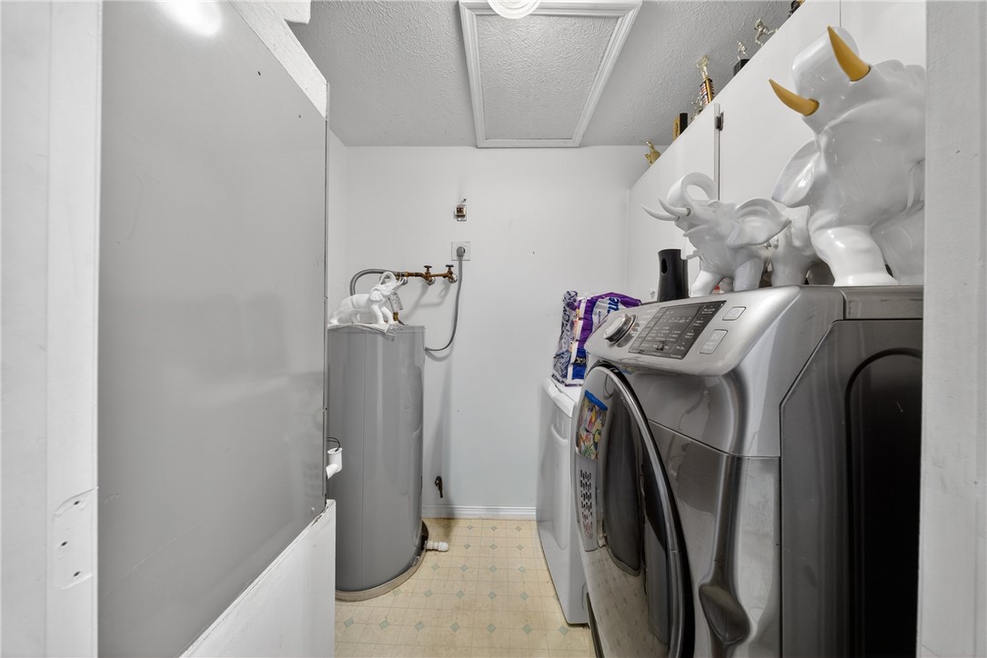 5809 Seagrape Drive Fort Pierce, FL 34982 - Photo 25 of 35 a view of a walk in closet
