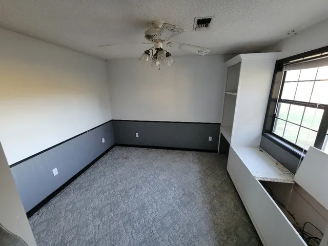 $306,000 | 1046 Lutonsky Road, Fayetteville, TX 78940